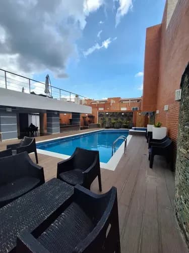 Townhouse En Venta, (sandra Nino) V Camoruco, Planta 100%