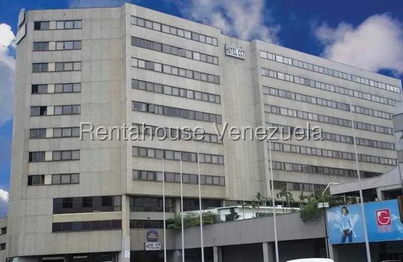 Apartamento (1 Nivel) en Alquiler en Chuao, Distrito Metropolitano