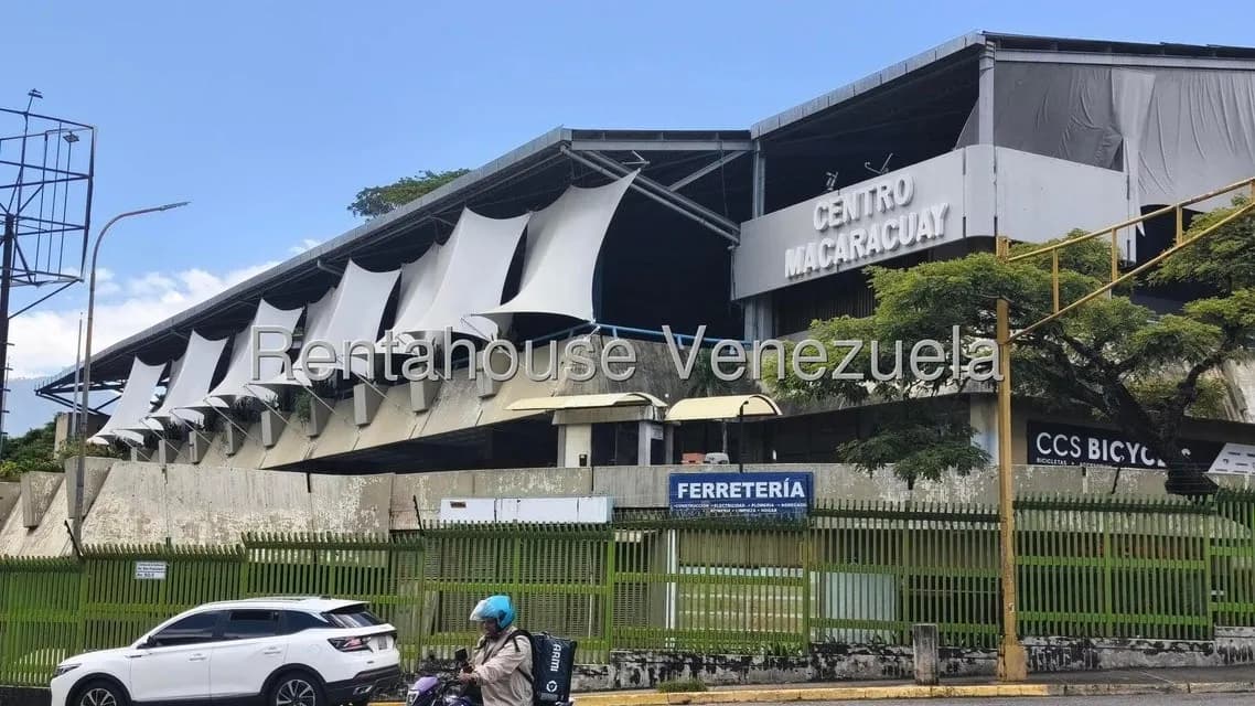 Comercial (Local Comercial) en Venta en Macaracuay, Distrito Metropolitano