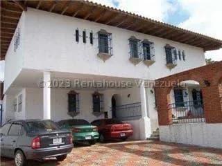 Casa (1 Nivel) en Venta en Cumbres de Curumo, Distrito Metropolitano