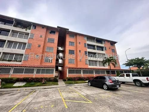 Apartamento En Alquiler Guatire Sector San Pedro Mls# 26-18129 E.n
