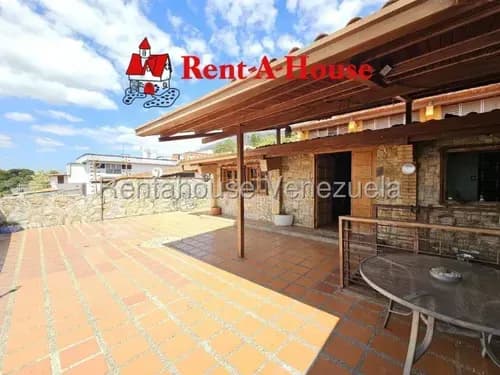 Casa En Venta En El Marqués 26-15397