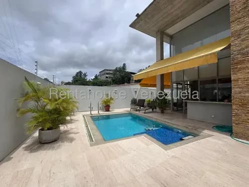 Casa En Venta Urb Prados Del Este Lp