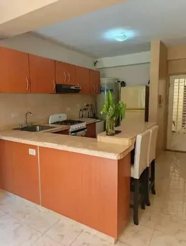 Apartamento En Colinas De Girardot Naguanagua *conjunto Residencial Colinas De Los Samanes.* 44 M2 Piso 3 2 Habitaciones 1 Baño Sala, Cocina Empotrada, 1 Puesto De Estacionamiento. Queda En El