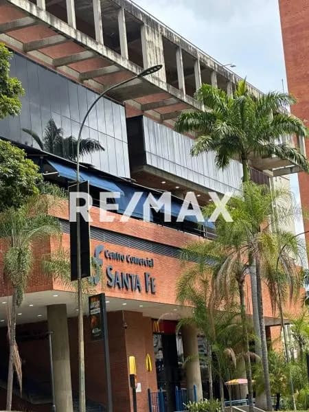 LOCAL COMERCAL C C SANTA FE 15 MTS ALQUILER