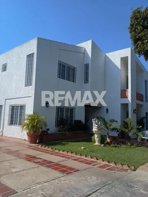 (VENDE) TH en Villa del Mar. Fuerzas Armadas.