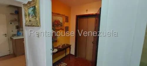 #26-17413 Vive En La Comodidad De Res Vista Hermosa, En Un Apartamento Amplio De 220, 84 Mts2, 3 Habitaciones Cada Uno Con Baño, Con Vista Privilegiada Al Lago De Maracaibo, Frente Al Cc Lagomall. L.g