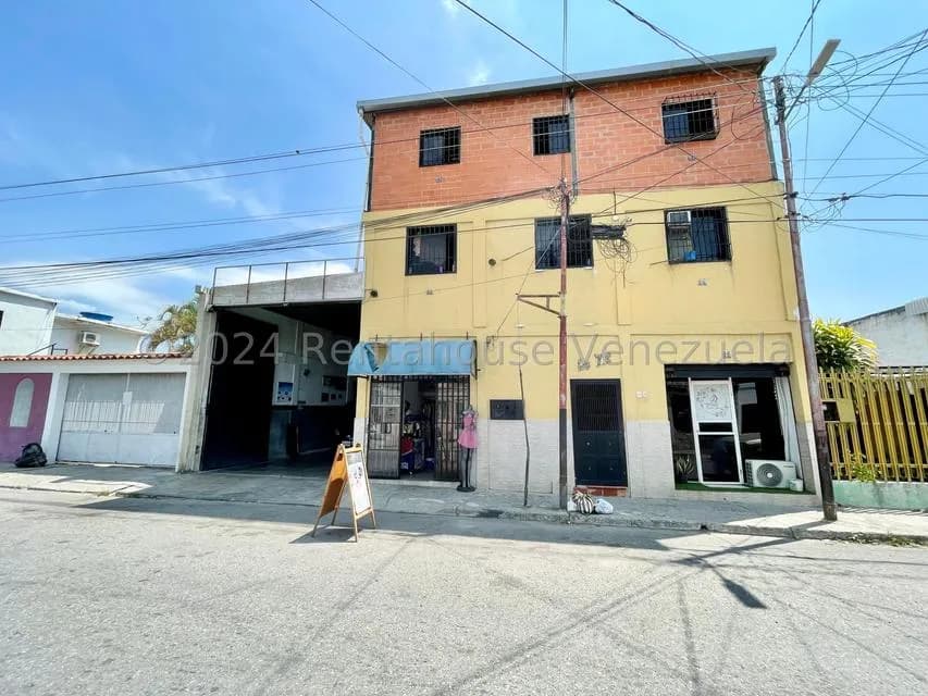 Comercial (Local Comercial) en Venta en Centro, Lara