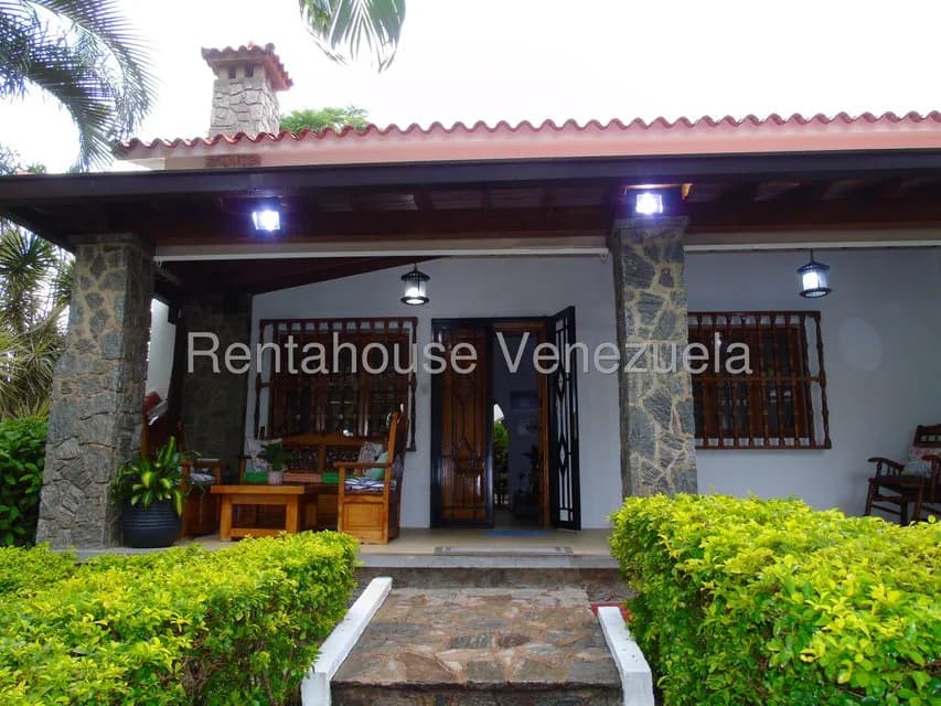 Casa (Duplex) en Venta en Altamira, Distrito Metropolitano