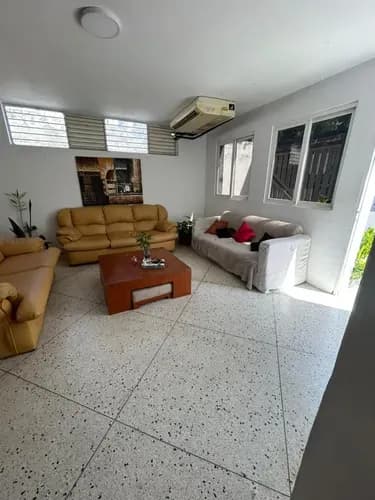 Zs Casa De 2 Niveles En Venta San Diego ( Solo Clientes