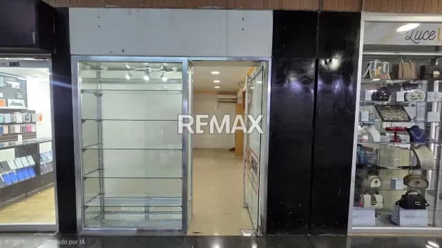 VENTA LOCAL COMERCIAL. CENTRO COMERCIAL CRISTAL, NAGUANAGUA