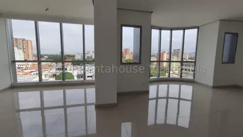 Lcda. Milagros Inmuebles Nazareth Oficina En Venta En Barquisimeto Lara Zona Este. Codigo Del Inmueble 26-17492 Economica Comercial Economico