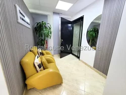 ¿buscas Abrir Tú Propio Negocio Odontológico? Este Fondo De Comercio En Sabana Grande Es Tú Oportunidad! Belkis 26-6434