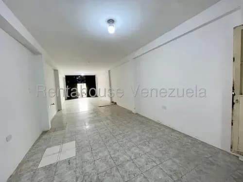 *al/local Comercial Con 2 Oficinas Y Mas Bondades En Alquiler Zona Oeste Barquisimeto Lara, Venezuela, Cod. 25-15663 / 1 B/ 139 M2