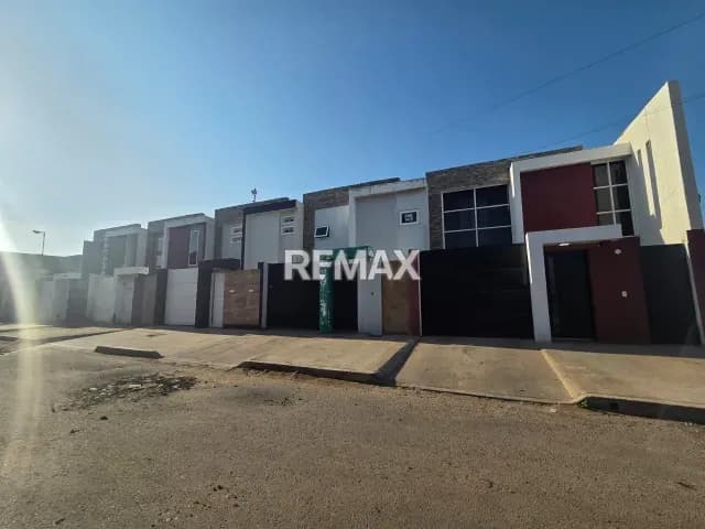 TOWNHOUSE EN VENTA URB. LA COROMOTO