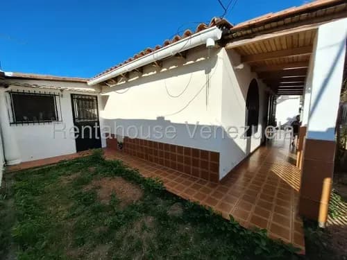 Casa En Cagua Urbanización El Carmen. Ljsa 25-12905