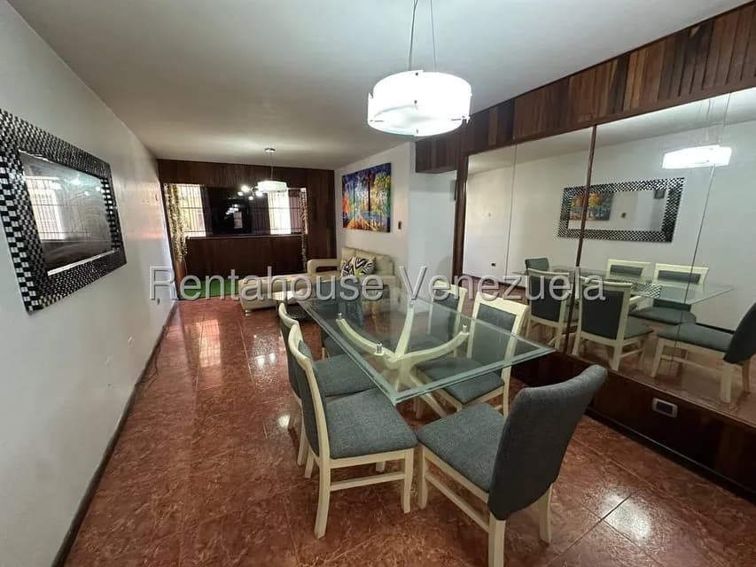 Apartamento (1 Nivel) en Venta en Avenida Libertador, Lara