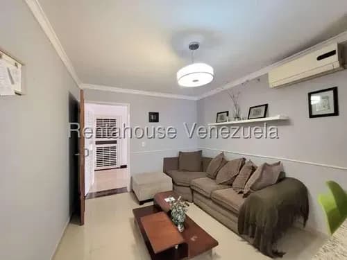 Alquiler De Bello Apartamento Tipo Estudio Amoblado En Ciudad Roca - Barquisimeto, Lujo Y Confort, Piscina, Planta Electrica, Gimnasio, / Edel Vargas Renta House