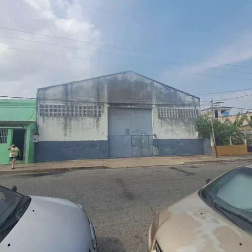 Ai-3300-042 Vendo Excelente Galpón Ubicado En El Sector La Candelaria, Municipio Valencia, Edo. Carabobo Venezuela