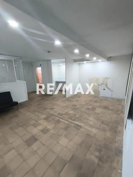 OFICINA EN ALQUILER CABUDARE C.C. EL PALMAR | Junto a Registro Público