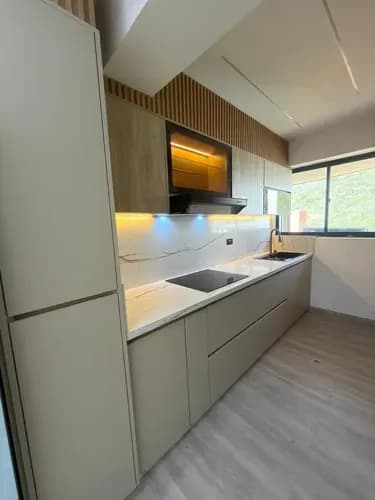 Apartamento En Alquiler Con Planta Al 100% En Urbanizacion Trigaleña Alta Valencia. St