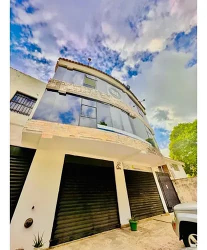 Oficina En Alquiler Urb Camoruco, Valencia Ip-10014430