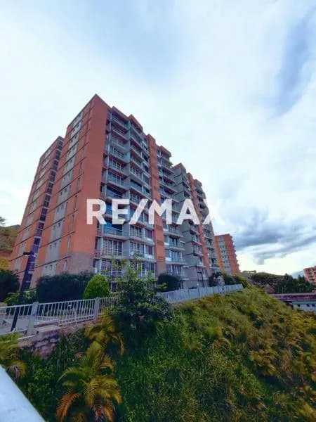 APARTAMENTO EN ALQUILER UBICADO EN EL ENCANTADO