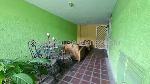 Se Vende Casa Dividida En 2 Unidades Inmobiliarias La Trinidad Mls #26-19209 Sag