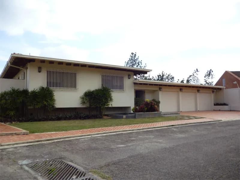 Casa (Multipes Niveles) en Venta en La Lagunita Country Club, Distrito Metropolitano