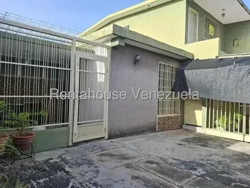 Lcda. Milagros Inmuebles Nazareth Casa En Venta En Barquisimeto Lara Zona Centro. Codigo Del Inmueble 26-15473 Economica Residencial Economico