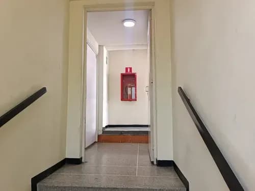 Alquilo Oficina La Urbina 150m2 2 Baños 2 P/e Acropolis Rh