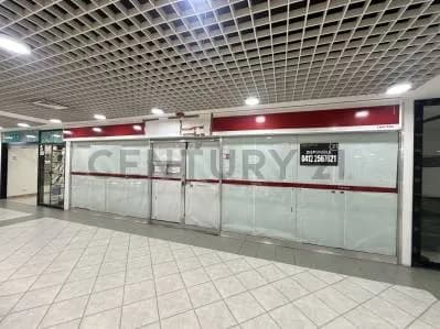 Local Comercial en Centro Comercial Lago Mall en venta. Maracaibo