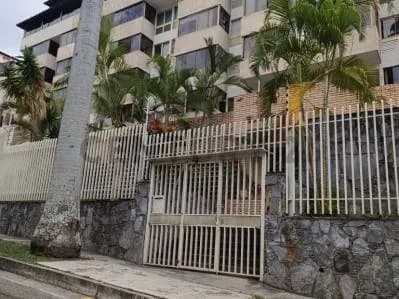 Apartamento en Alquiler El Marques, Caracas