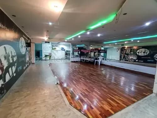Oficina En Venta,parroquia Altagracia Mls #24-27090