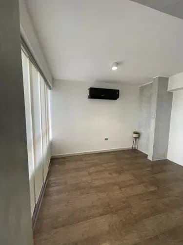 En Venta: Hermoso Apartamento De Diseño Reconfigurable Con Pozo De Agua, Vista Panorámica Y 2 Puestos Techados Urbanización Mañongo, Naguanagua Rr-rm