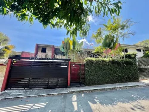 Casa En Venta. Urb. Lomas De Monte Claro