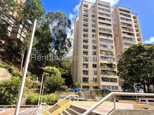 Apartamento En Venta En El Cigarral. Cód. 26-5249