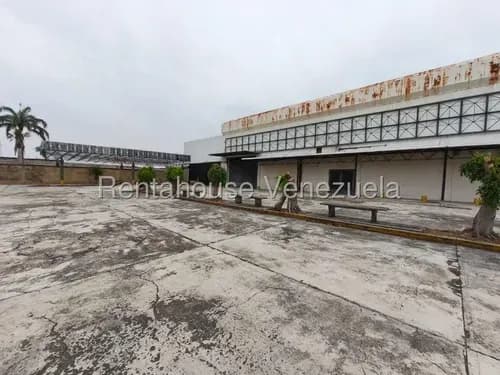 Galpón En Venta En Intercomunal Turmero Maracay, 26-18184 Df