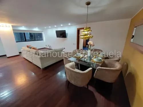 Apartamento En Alquiler En Altamira #26-16957 Josmary Sanjuan