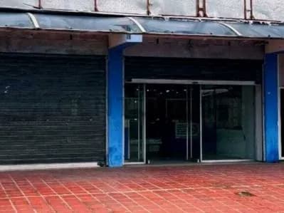Local Comercial en Alquiler Calle Merida