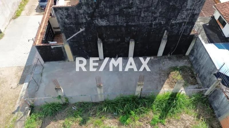 SE VENDE TERRENO EN LA TAHONA VIA LA ULA