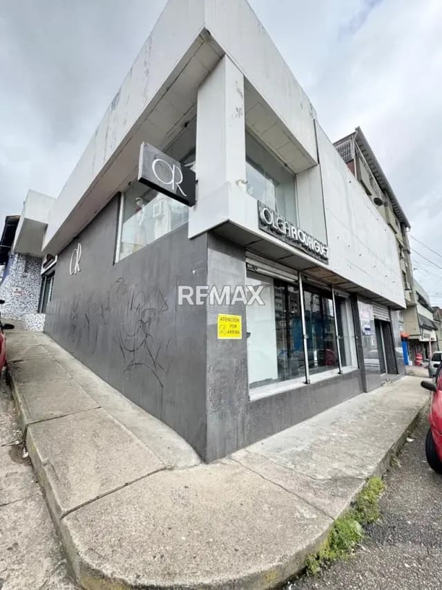 LOCAL COMERCIAL EN ALQUILER EN EL CENTRO CALLE 10