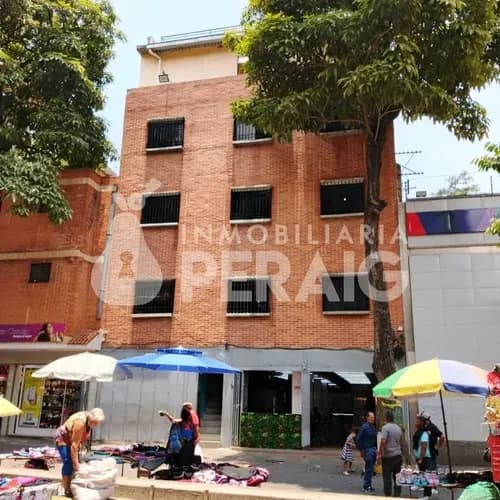 Edificio Comercial - Venta - Bulevar De Catia - 1.700m2 - Gd