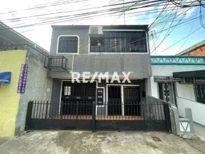 SE VENDE APARTAMENTO RES LA ESPERANZA , BARRIO LIBERTADOR