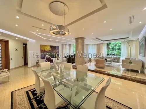 Af- Apartamento En Venta En Colinas De Valle Arriba, Amplio Y Elegante, Con 4 Habitaciones, 4 Puestos De Estacionamiento, Vigilancia