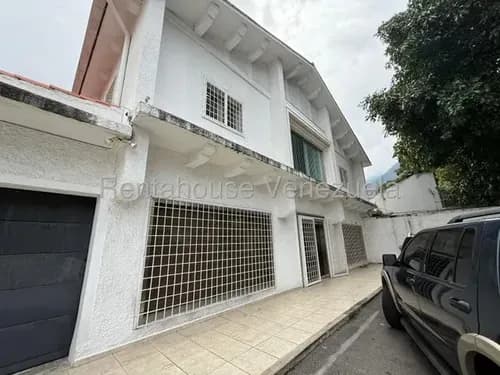 Casa Comercial De Dos Niveles En Alquiler Lista Para Empezar Tu Proyecto En Altamira Mls #26-17495 Bm