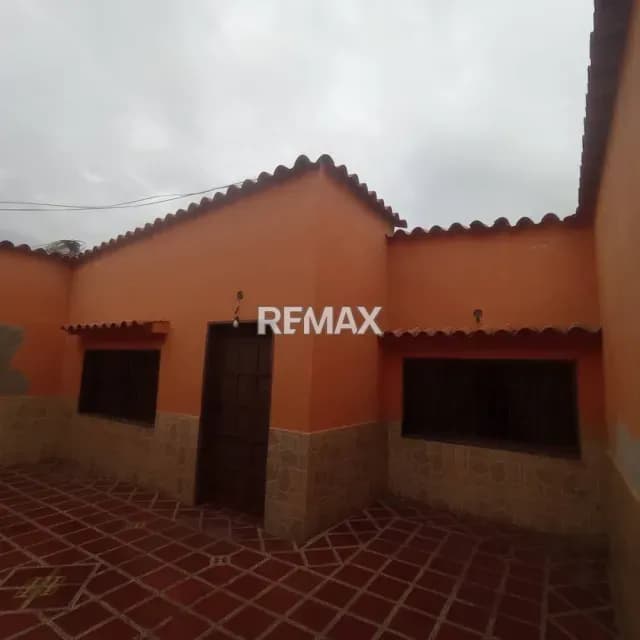 Casa en Venta Calle 51 entre Carreras 25 y 26 Zona Oeste - Barquisimeto