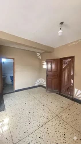 Casa Calle Varga Con Anzoátegui,carmen N