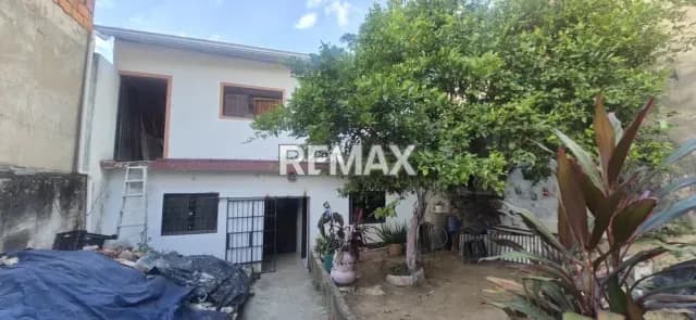 EN VENTA CASA EN LA ROMERA