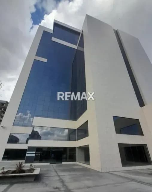 SE VENDE OFICINA EN EL TRIÁNGULO DEL ESTE BARQUISIMETO EDO LARA